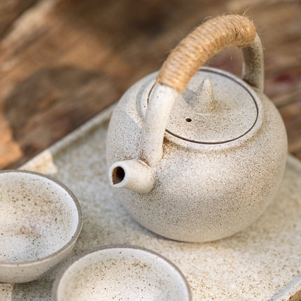 Japanse theeset wit – keramiek met theepot 250 ml, 4 kopjes en tra
