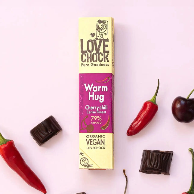 Warm Hug - 79% chocolade met chili en kers