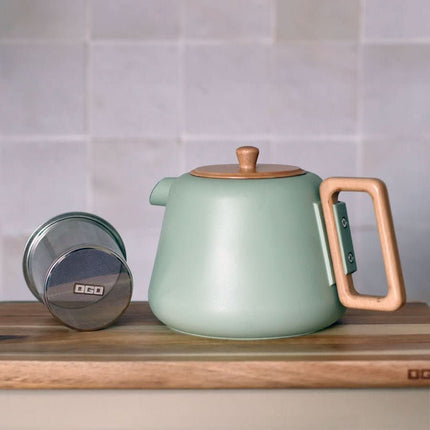 Ogo Living Viggo theepot 1L in amandel gietijzer met hout